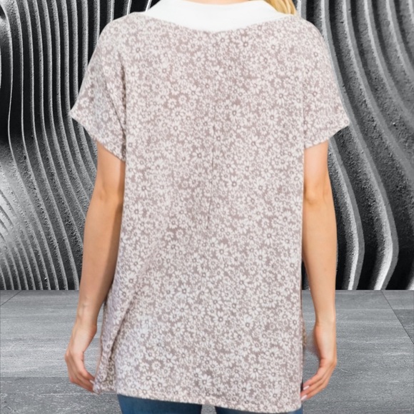 LOVELY J LOOSE FIT TOP - Picture 4 of 6